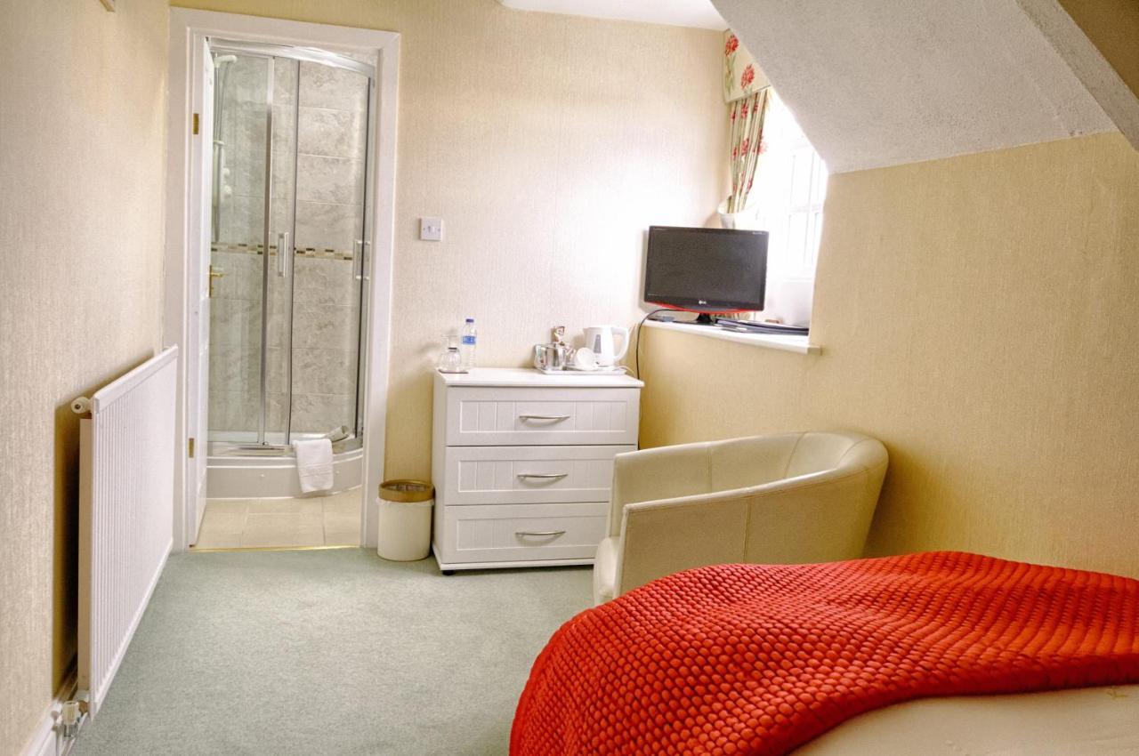 Holcombe House Guest House Llandudno Esterno foto