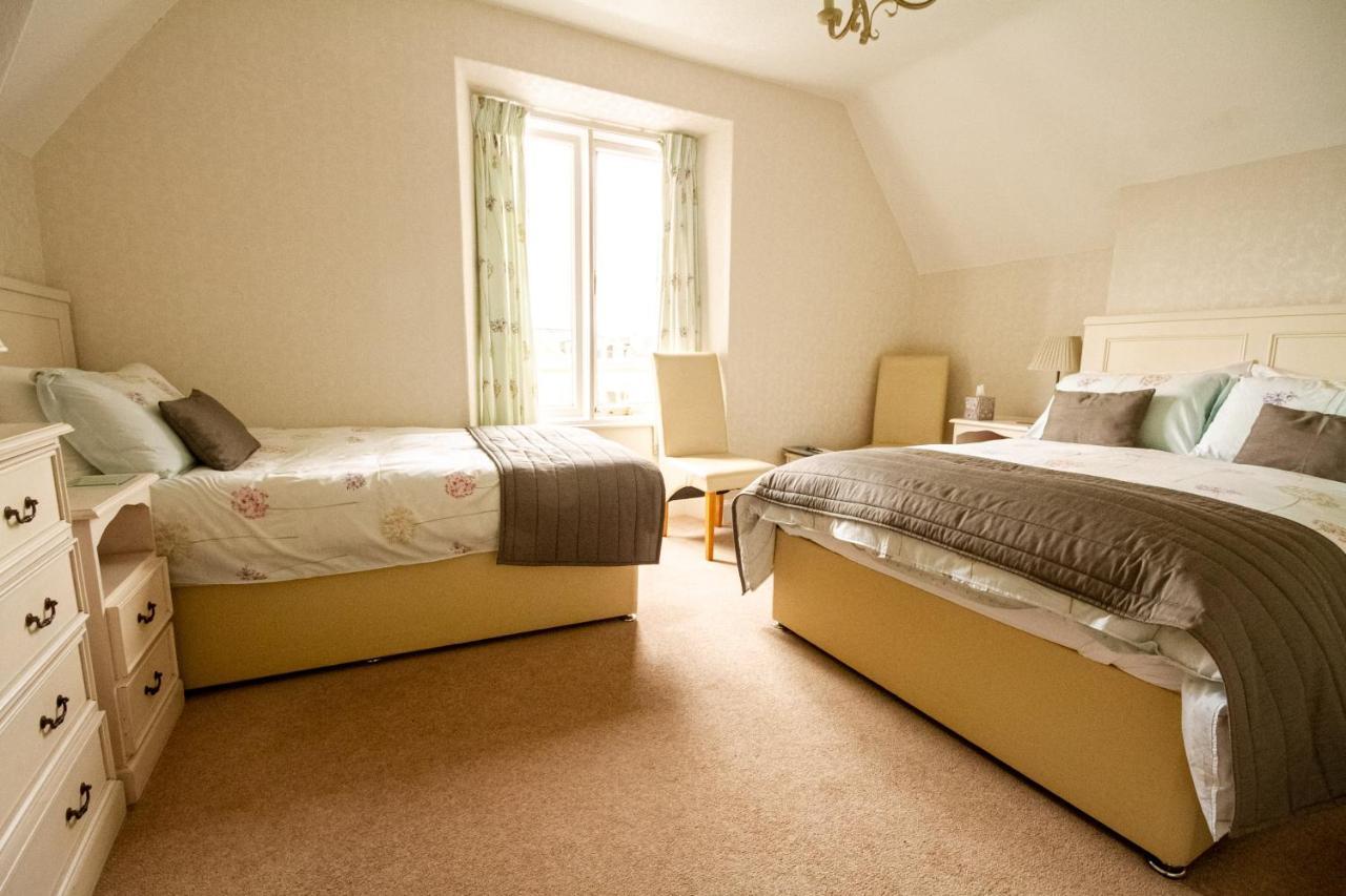 Holcombe House Guest House Llandudno Esterno foto