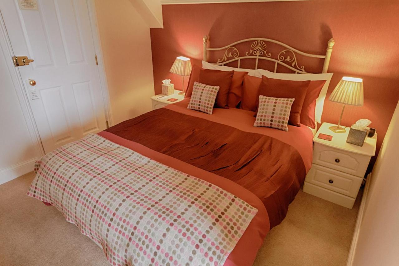 Holcombe House Guest House Llandudno Esterno foto