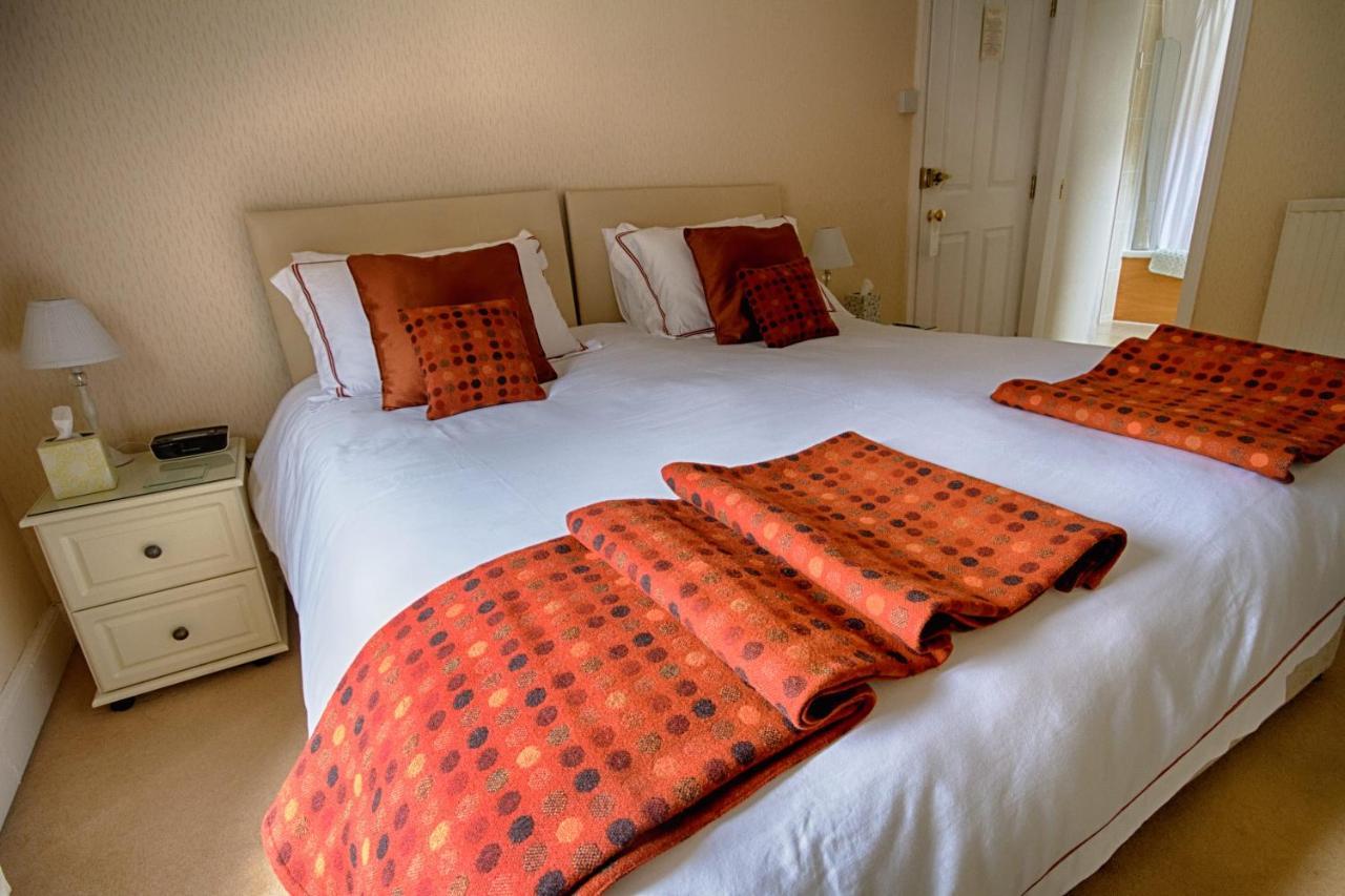 Holcombe House Guest House Llandudno Esterno foto
