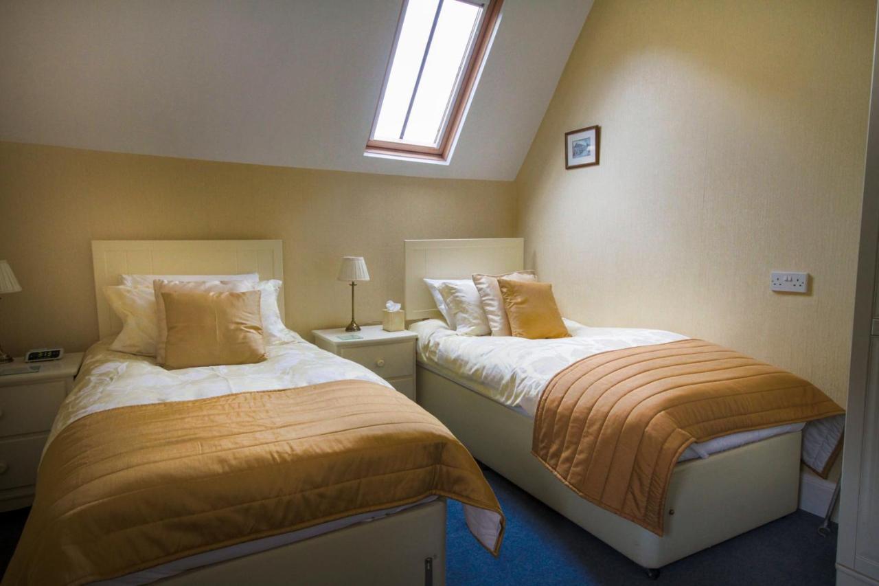 Holcombe House Guest House Llandudno Esterno foto
