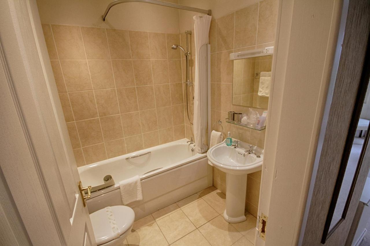 Holcombe House Guest House Llandudno Esterno foto
